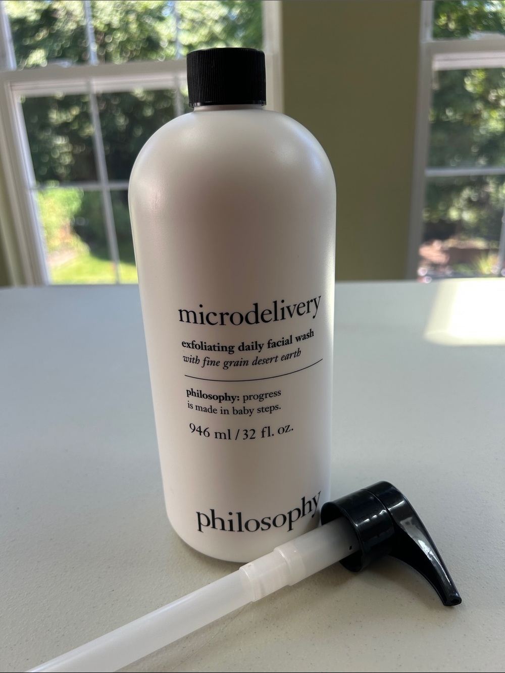 Philosophy Microdelivery Exfoliating Daily Facial Wash - White & Black